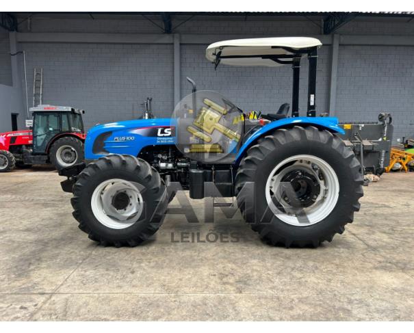 Foto de TRATOR LS TRACTOR PLUS 100 - ANO 2022/ 2023