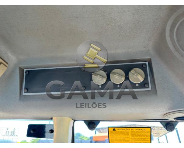 Foto de TRATOR VALTRA BH180 - ANO 2012 