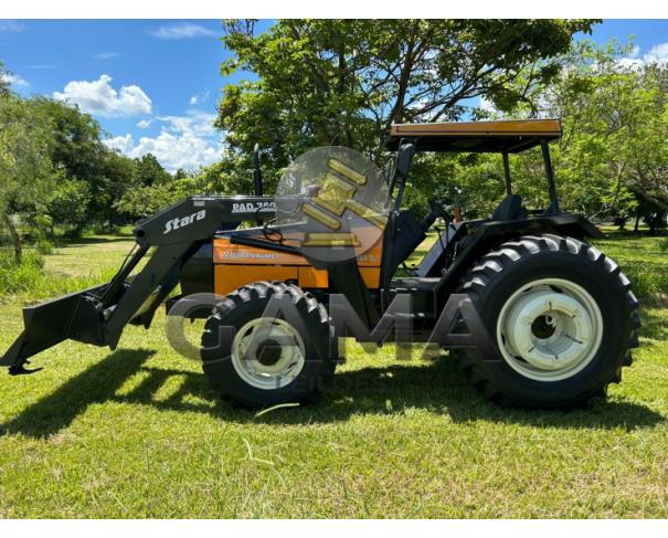 Foto de TRATOR VALTRA 985S - ANO 2002 C/ LÂMINA STARA