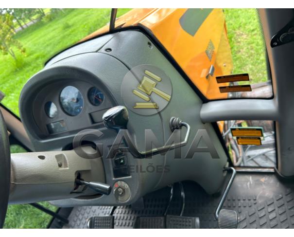 Foto de TRATOR VALTRA BH180 - ANO 2010