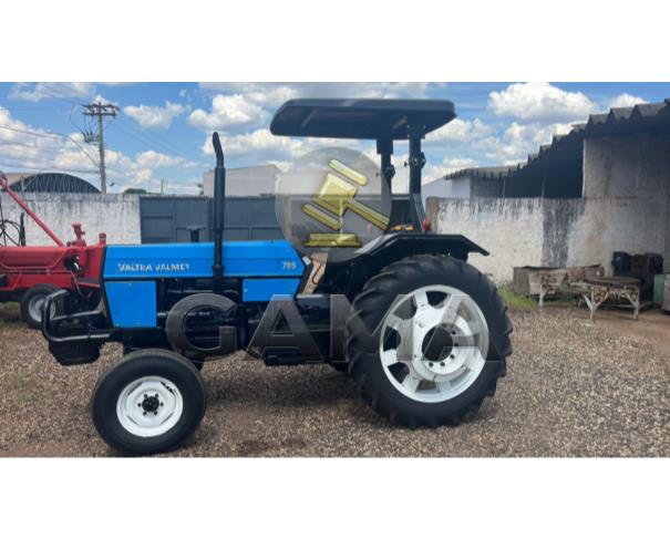 Foto de TRATOR VALTRA 785 - ANO 2001