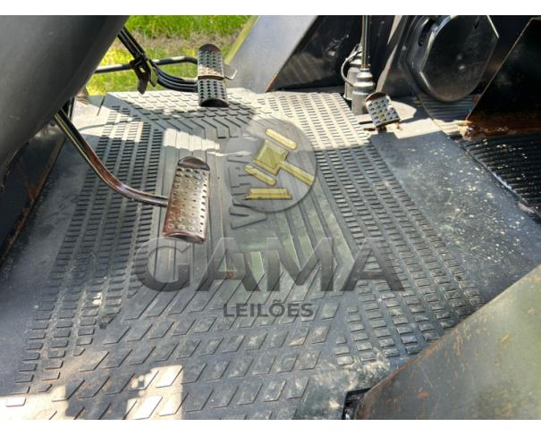 Foto de TRATOR VALTRA 985S - ANO 2002 C/ LÂMINA STARA