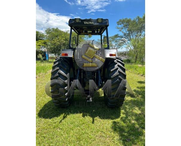 Foto de TRATOR VALTRA 985S 4X4 - ANO 2002 C/ LÂMINA STARA