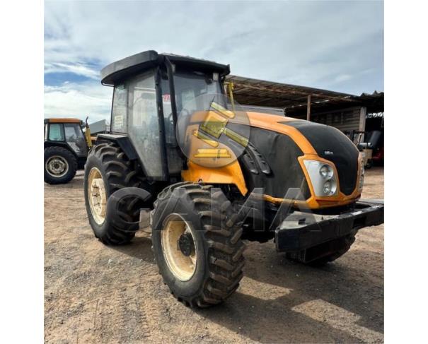Foto de TRATOR VALTRA BM110 - ANO 2016 (01)