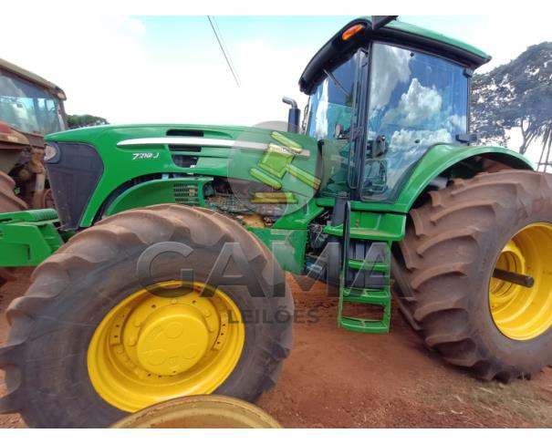 Foto de TRATOR JOHN DEERE 7210J - ANO 2013