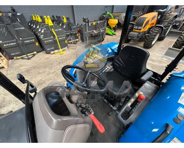 Foto de TRATOR LS TRACTOR PLUS 100 - ANO 2022/ 2023