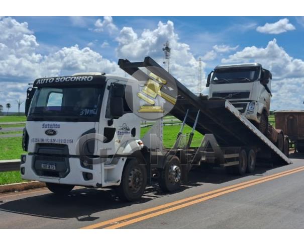 Foto de FORD CARGO 2429 – ANO 2013 - PRANCHA