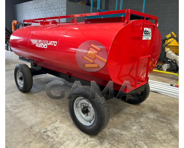 Foto de CARRETA TANQUE 4.200 LTS – FIDO C/ KIT MULTITAREFA
