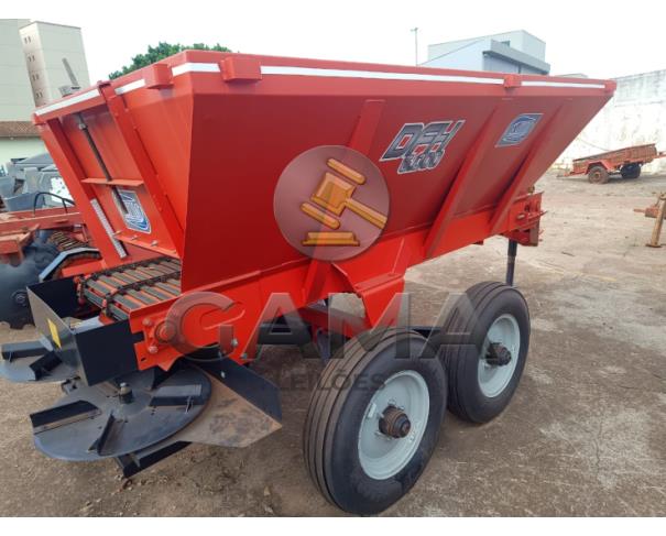 Foto de DISTRIBUIDOR DE CALCÁRIO DFH 6 Toneladas - NOVO