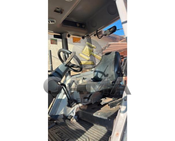 Foto de TRATOR VALTRA BM110 ANO 2009