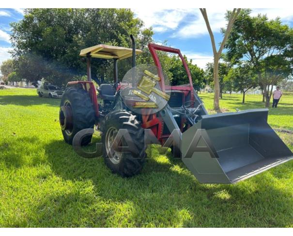 Foto de TRATOR MASSEY FERGUSON 292 4X4 - ANO 1994 C/ CONCHA STARA