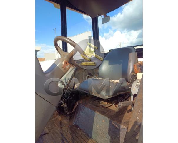Foto de TRATOR VALTRA BH180 - ANO 2007