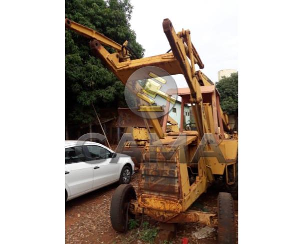 Foto de RETROESCAVADEIRA CASE 580H – ANO 1988 – SUCATA