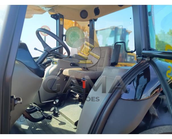 Foto de TRATOR CASE 80 FARMALL - ANO 2014