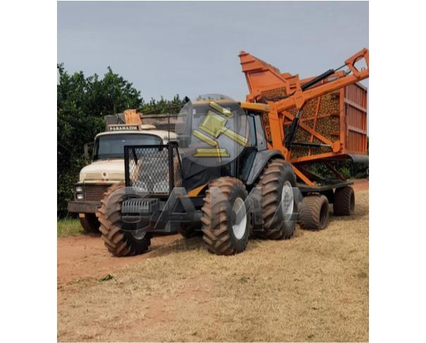 Foto de TRATOR VALTRA BH180 - ANO 2012