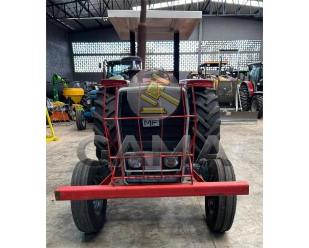 Foto de TRATOR MASSEY FERGUSON 275 - ANO 1981