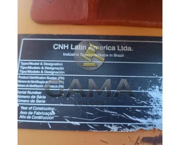 Foto de PÁ CARREGADEIRA CASE 721E - ANO 2012
