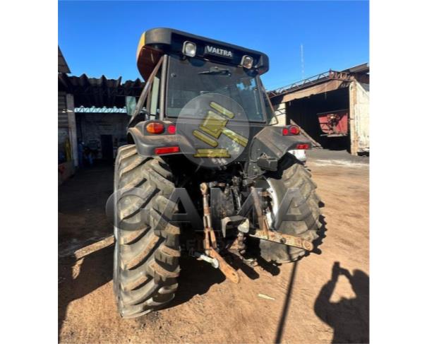 Foto de TRATOR VALTRA BM110 ANO 2009