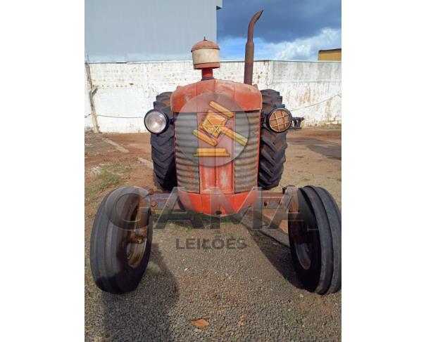 Foto de TRATOR MASSEY FERGUSON 65X - ANO 1963