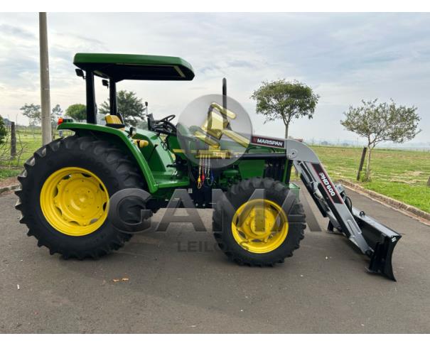 Foto de TRATOR JOHN DEERE 5605 – ANO 2008 C/ CONJUNTO MARISPAN