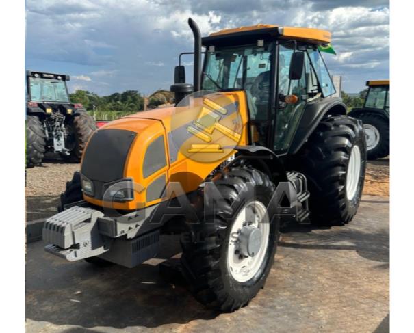 Foto de TRATOR VALTRA BH145 - ANO 2013