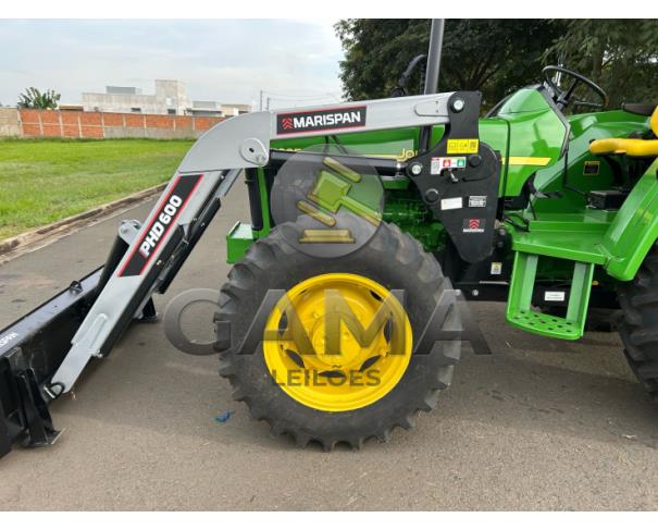 Foto de TRATOR JOHN DEERE 5605 – ANO 2008 C/ CONJUNTO MARISPAN