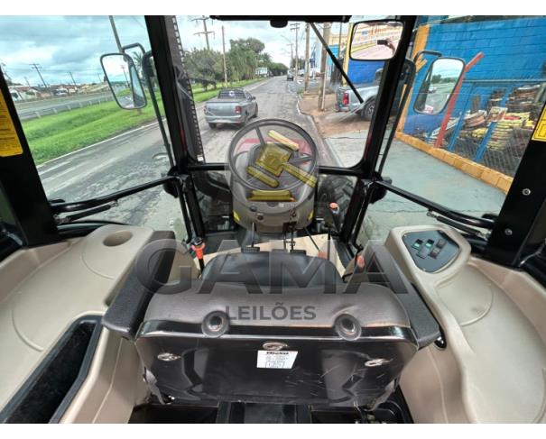 Foto de TRATOR CASE FARMALL 80 CABINADO - ANO 2016