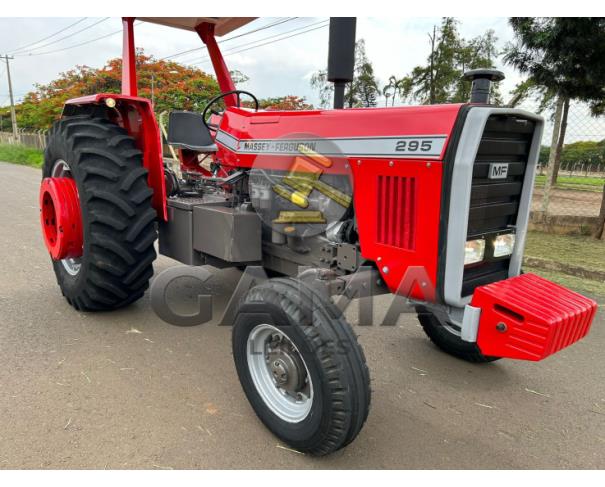 Foto de TRATOR MASSEY FERGUSON 295 - ANO 1984