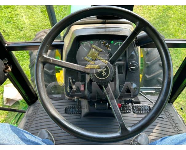 Foto de TRATOR JOHN DEERE 5090E – ANO 2015