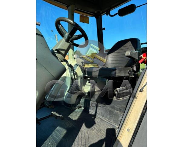 Foto de TRATOR VALTRA BM125i ANO 2017