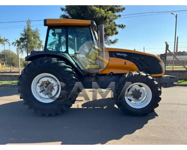 Foto de TRATOR VALTRA BM125i ANO 2017