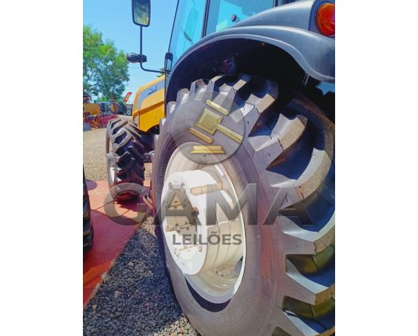 Foto de TRATOR VALTRA BM125i – ANO 2014