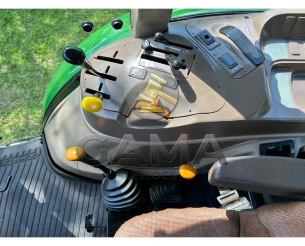 Foto de TRATOR JOHN DEERE 5090E – ANO 2015
