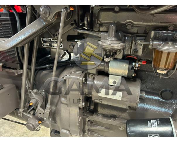 Foto de TRATOR MASSEY FERGUSON 265 - ANO 1976