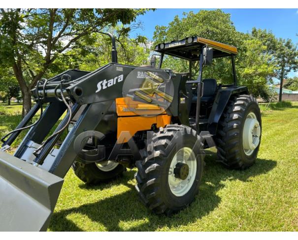 Foto de TRATOR VALTRA 985S - ANO 2002 C/ LÂMINA STARA