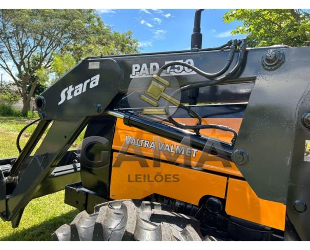 Foto de TRATOR VALTRA 985S 4X4 - ANO 2002 C/ LÂMINA STARA