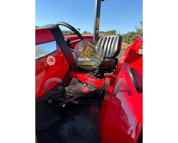 Foto de TRATOR MASSEY FERGUSON 4275 - ANO 2019