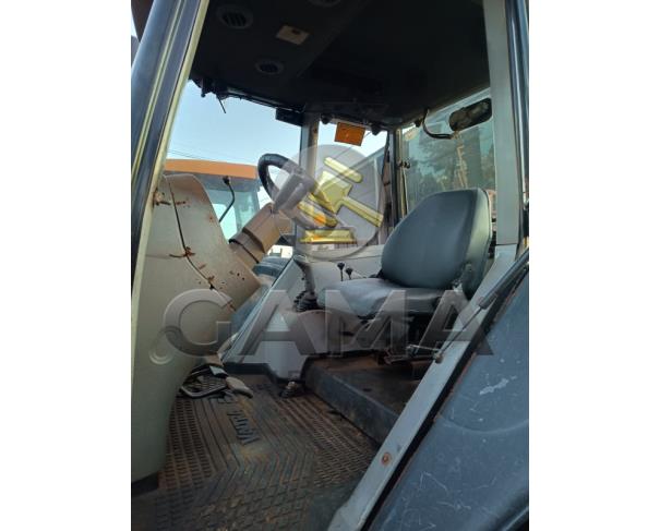 Foto de TRATOR VALTRA BH180 - ANO 2010