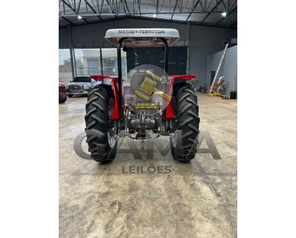 Foto de TRATOR MASSEY FERGUSON 265 - ANO 1976