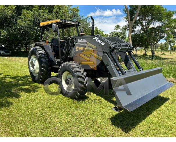Foto de TRATOR VALTRA 985S - ANO 2002 C/ LÂMINA STARA