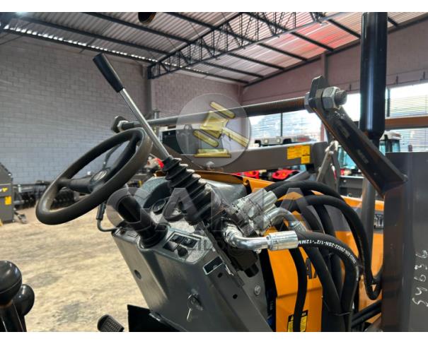 Foto de TRATOR VALTRA A750 - ANO 2013 C/ CONCHA ALMEIDA (NOVA)