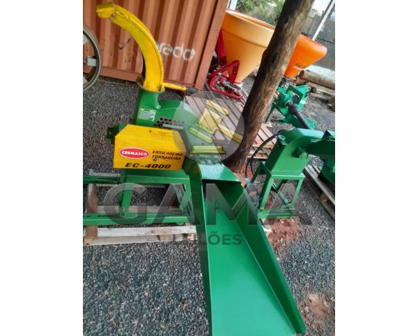 Foto de CONJUNTO ENSILADEIRA + TRITURADOR CREMASCO