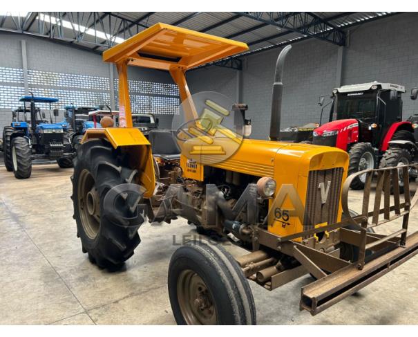 Foto de TRATOR VALMET 65ID - ANO 1982 REVISADO