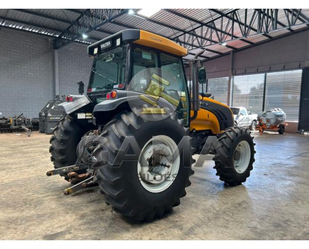 Foto de TRATOR VALTRA BM125i ANO 2017