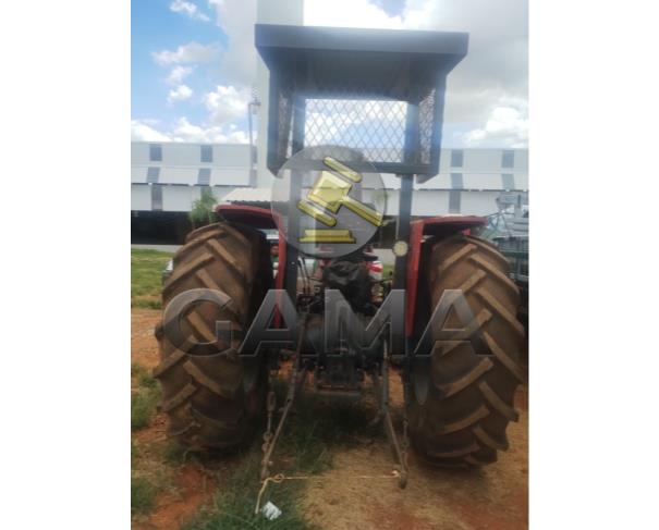 Foto de TRATOR MASSEY FERGUSON 275 – ANO 1980