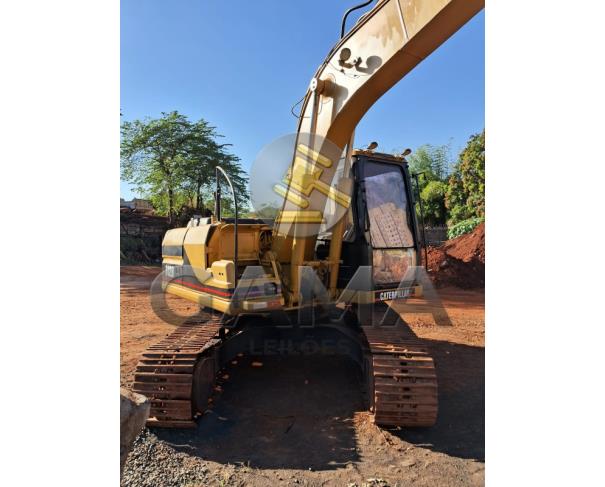 Foto de ESCAVADEIRA CATERPILLAR 312B – ANO 2001