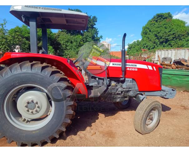 Foto de TRATOR MASSEY FERGUSON 4265 - ANO 2011