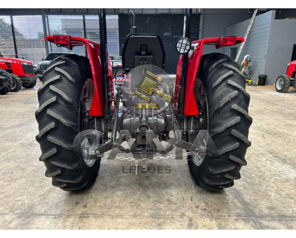 Foto de TRATOR MASSEY FERGUSON 265 - ANO 1976