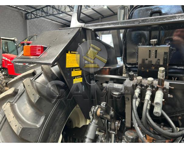 Foto de TRATOR VALTRA 985S 4X4 - ANO 2002 C/ LÂMINA STARA