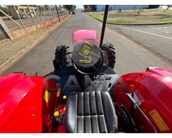 Foto de TRATOR MASSEY FERGUSON 4275 - ANO 2019